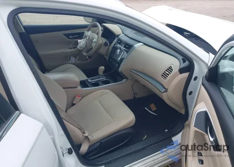 2015 Nissan Altima 2.5 S from USA, damaged, VIN 1N4AL3AP3FC253819